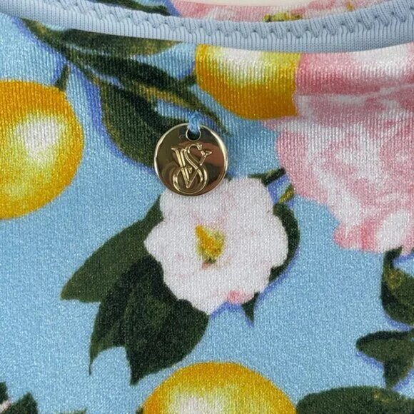 Victoria's Secret Brazilian Ruffle Bikini Bottom NWT Size Medium - Picture 7 of 10